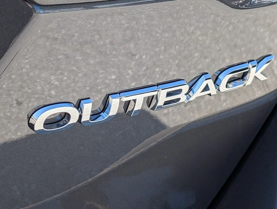 2025 Subaru Outback 6th Gen - Image 16 of 21