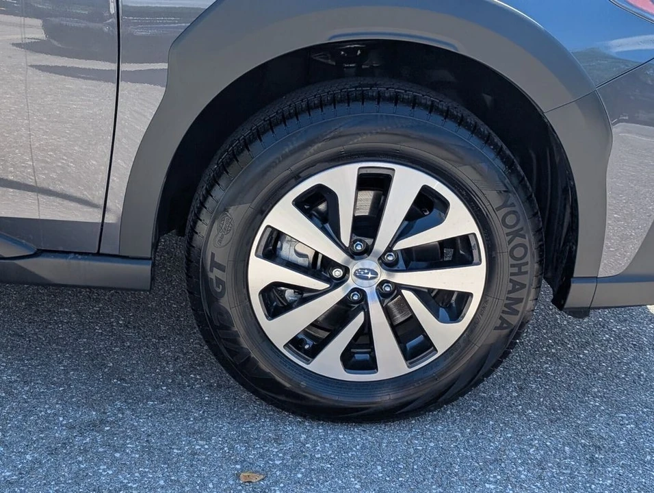 2025 Subaru Outback 6th Gen - Image 9 of 21