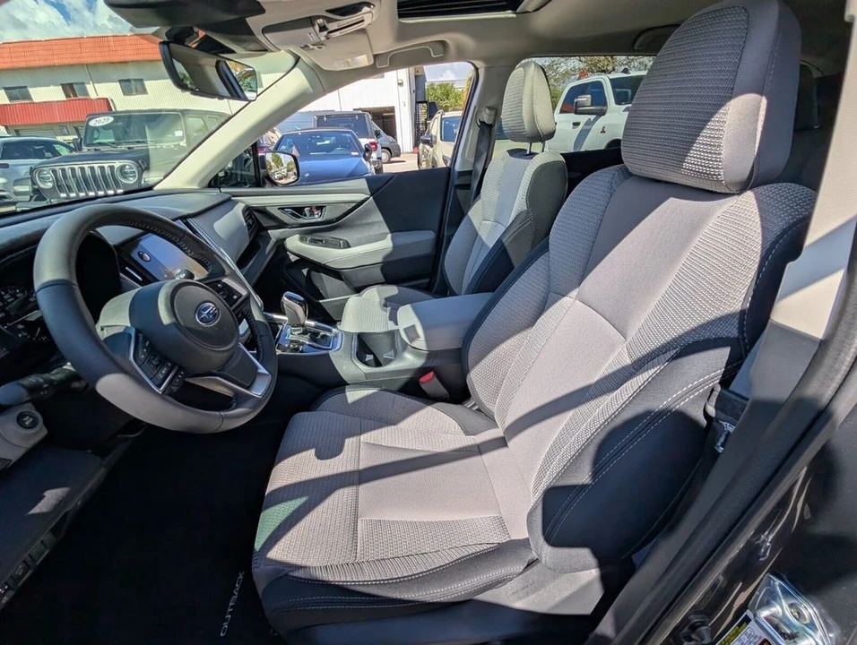 2025 Subaru Outback 6th Gen - Image 10 of 21