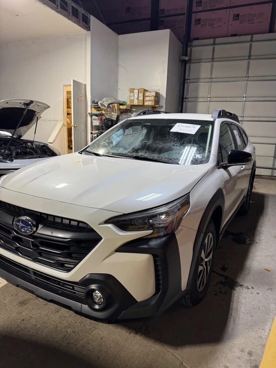 2025 Subaru Outback 6th Gen - Image 2 of 2