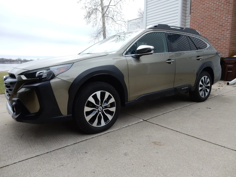 2025 Subaru Outback 6th Gen - Image 2 of 21