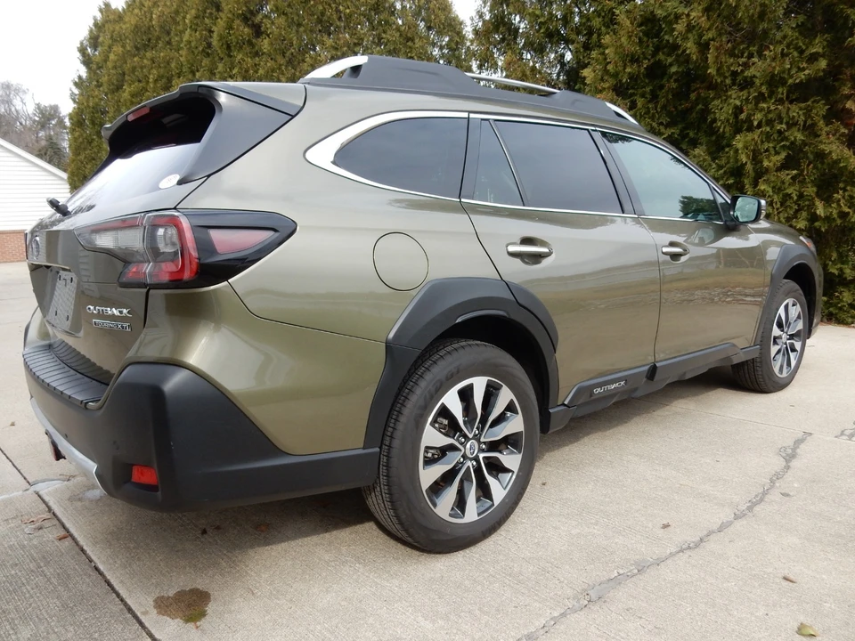 2025 Subaru Outback 6th Gen - Image 6 of 21