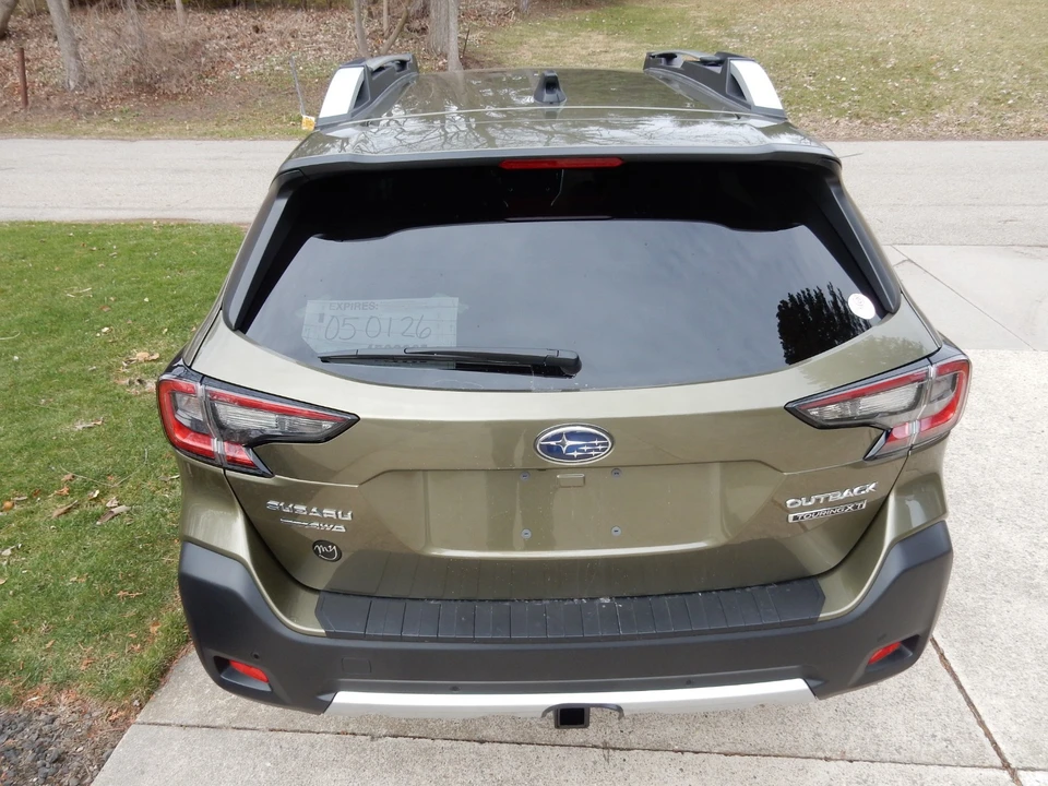 2025 Subaru Outback 6th Gen - Image 11 of 21