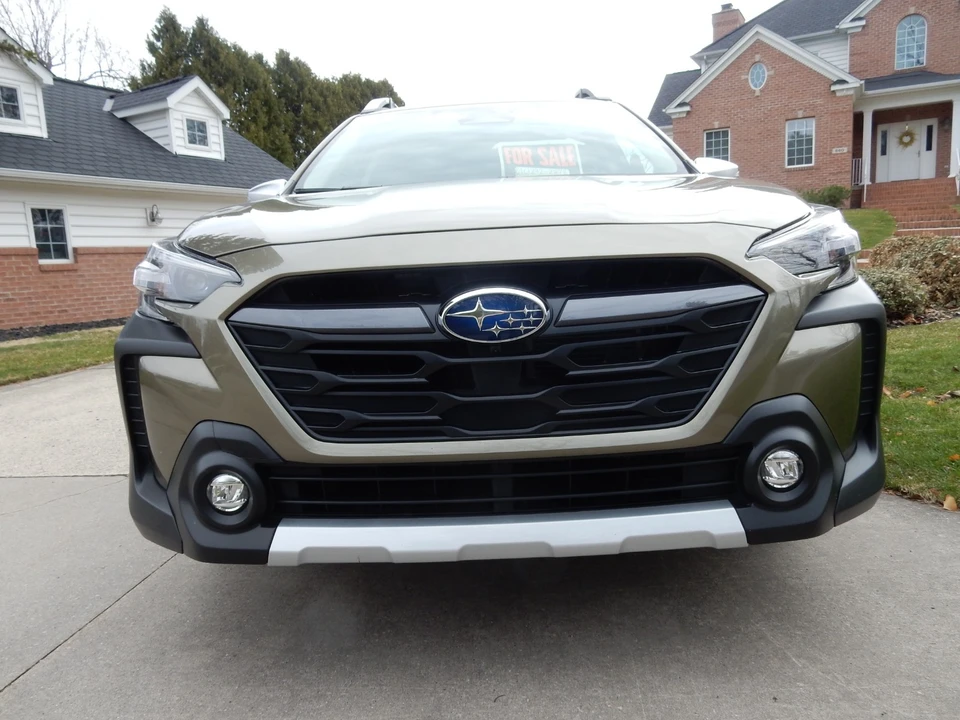 2025 Subaru Outback 6th Gen - Image 13 of 21
