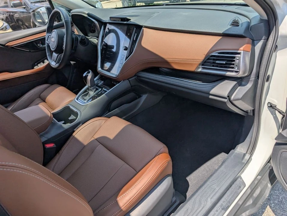 2025 Subaru Outback 6th Gen - Image 17 of 21