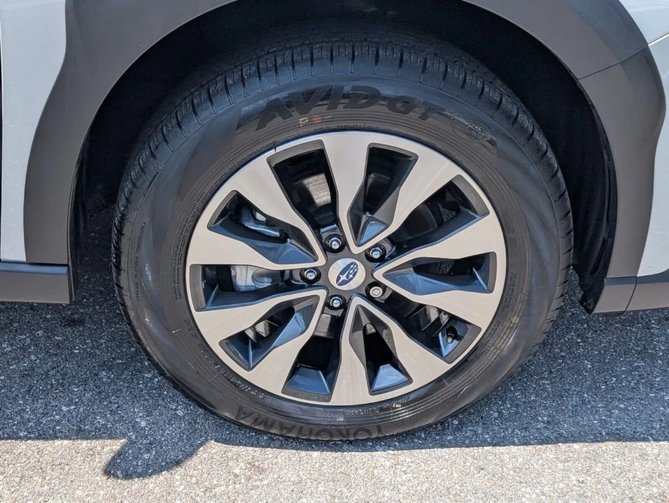 2025 Subaru Outback 6th Gen - Image 20 of 21