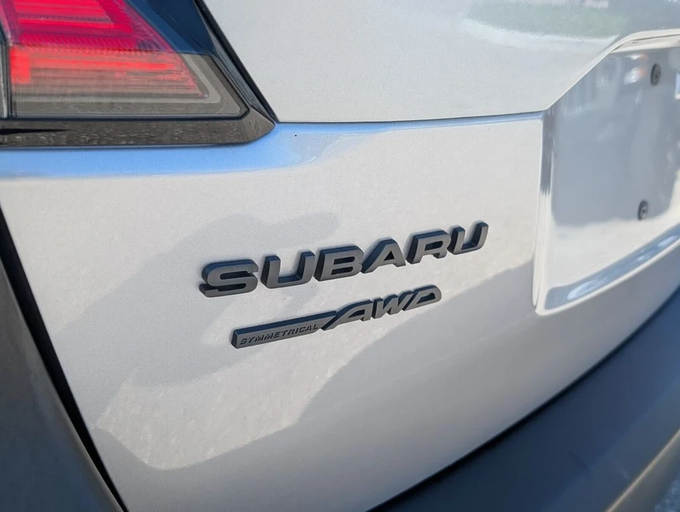 2025 Subaru Outback 6th Gen - Image 14 of 21