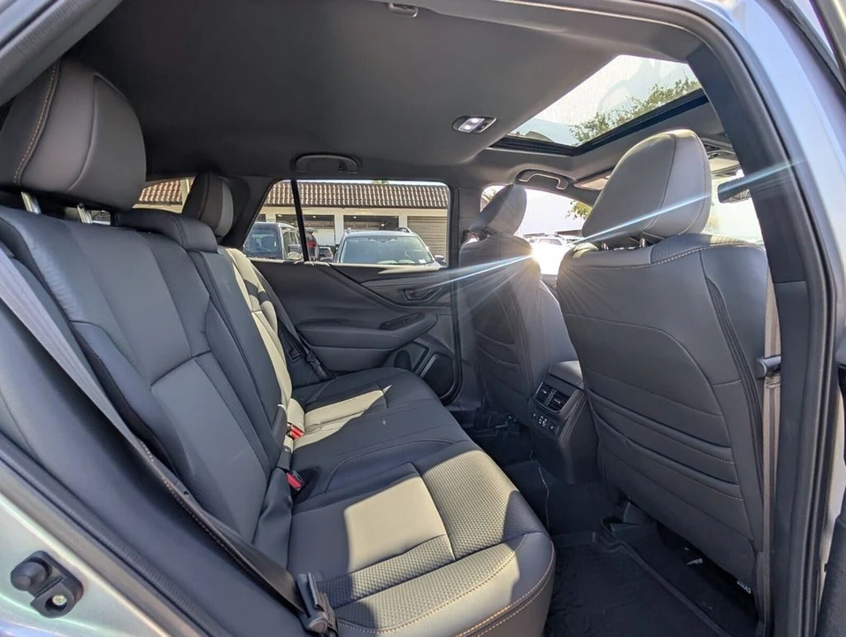 2025 Subaru Outback 6th Gen - Image 17 of 21