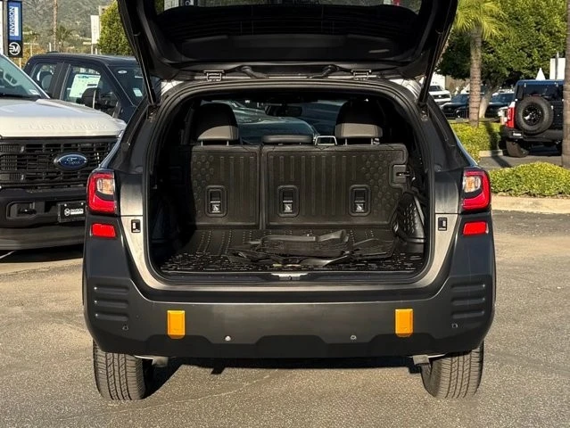 2025 Subaru Outback 6th Gen - Image 11 of 12