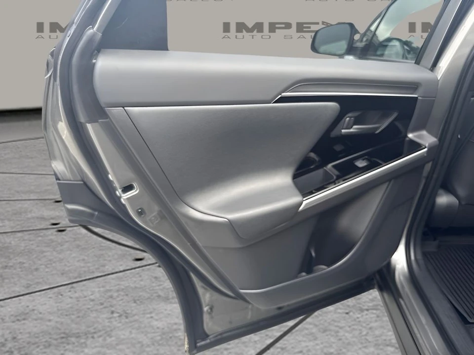 2025 Subaru - Image 25 of 31