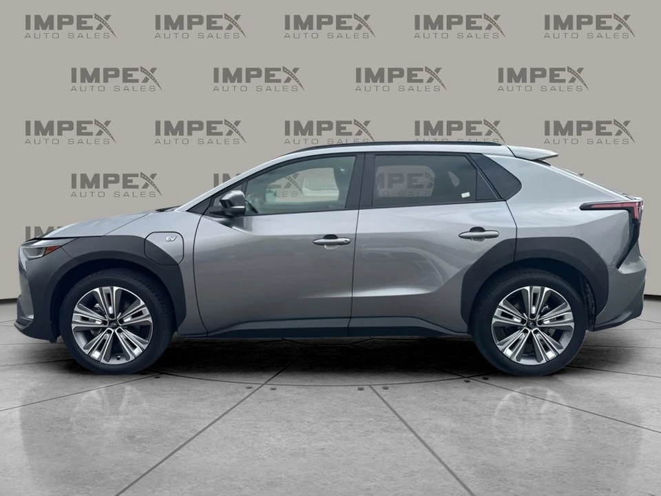 2025 Subaru - Image 2 of 31