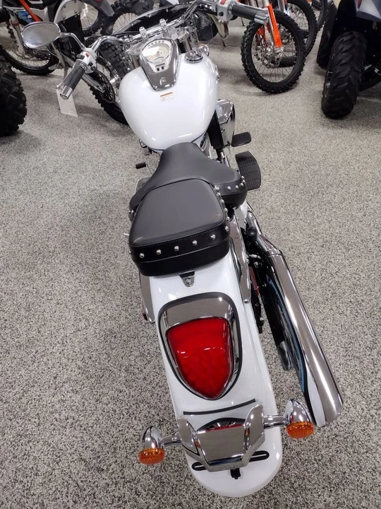 2025 Suzuki Boulevard - Image 4 of 6