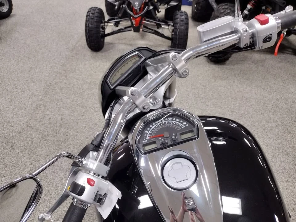 2025 Suzuki Boulevard - Image 6 of 8