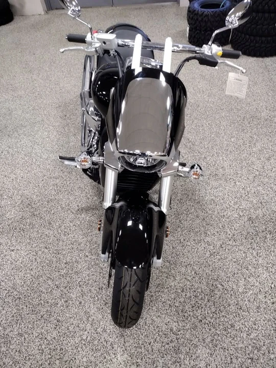 2025 Suzuki Boulevard - Image 8 of 8