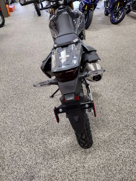 2025 Suzuki Motorcycles - Image 2 of 6