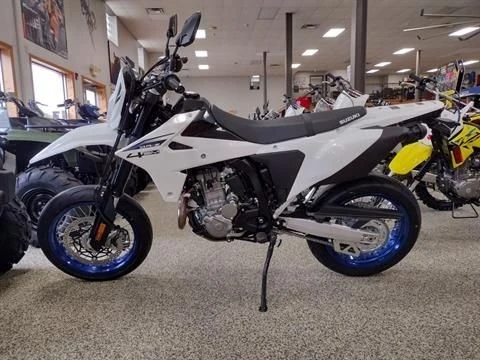 2025 Suzuki Motorcycles - Image 4 of 6