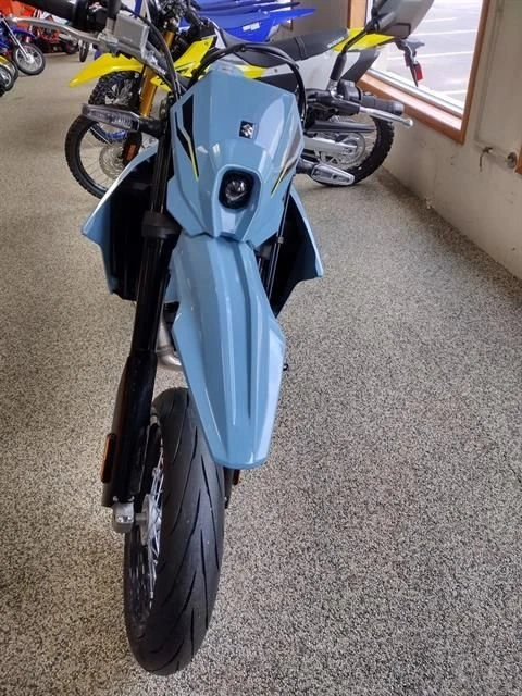 2025 Suzuki Motorcycles - Image 6 of 6