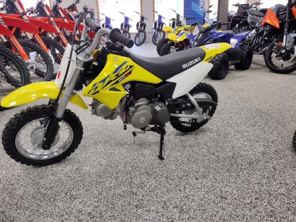 2025 Suzuki Motorcycles - Image 4 of 5