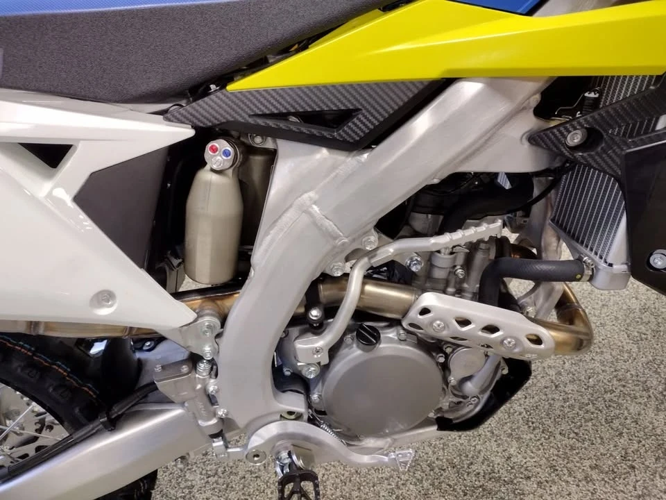 2025 Suzuki Motorcycles - Image 2 of 9