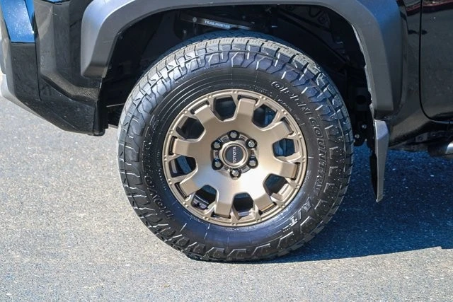 2025 Toyota 4Runner 6th Gen - Image 9 of 21