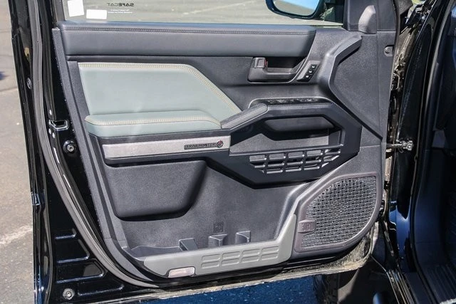 2025 Toyota 4Runner 6th Gen - Image 20 of 21