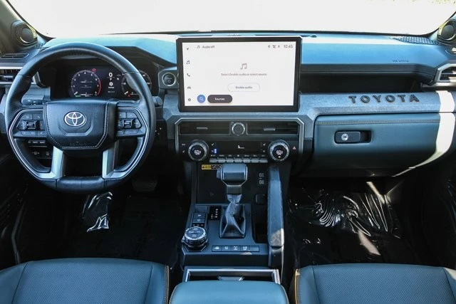 2025 Toyota 4Runner 6th Gen - Image 12 of 21