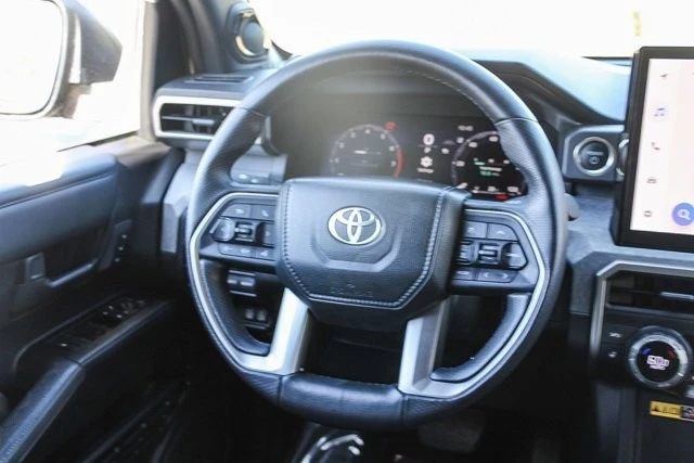 2025 Toyota 4Runner 6th Gen - Image 16 of 21