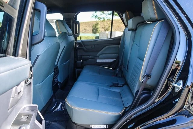 2025 Toyota 4Runner 6th Gen - Image 19 of 21