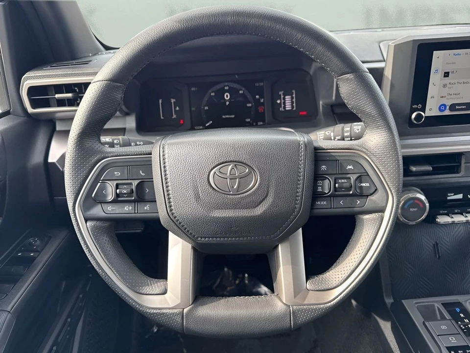 2025 Toyota 4Runner 6th Gen - Image 12 of 21
