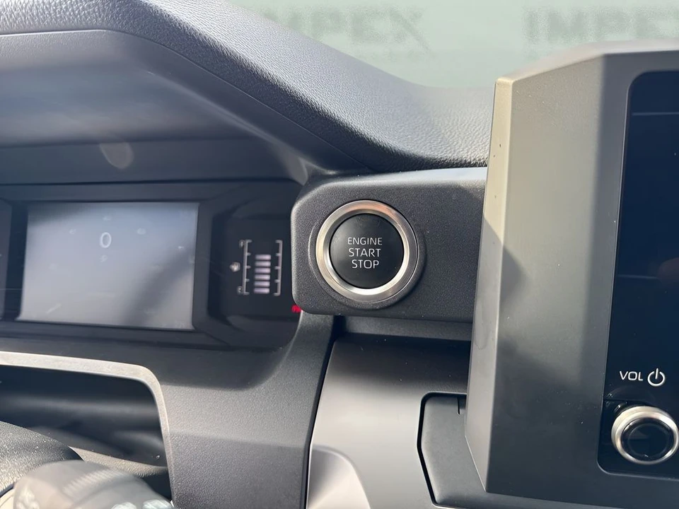2025 Toyota 4Runner 6th Gen - Image 20 of 21