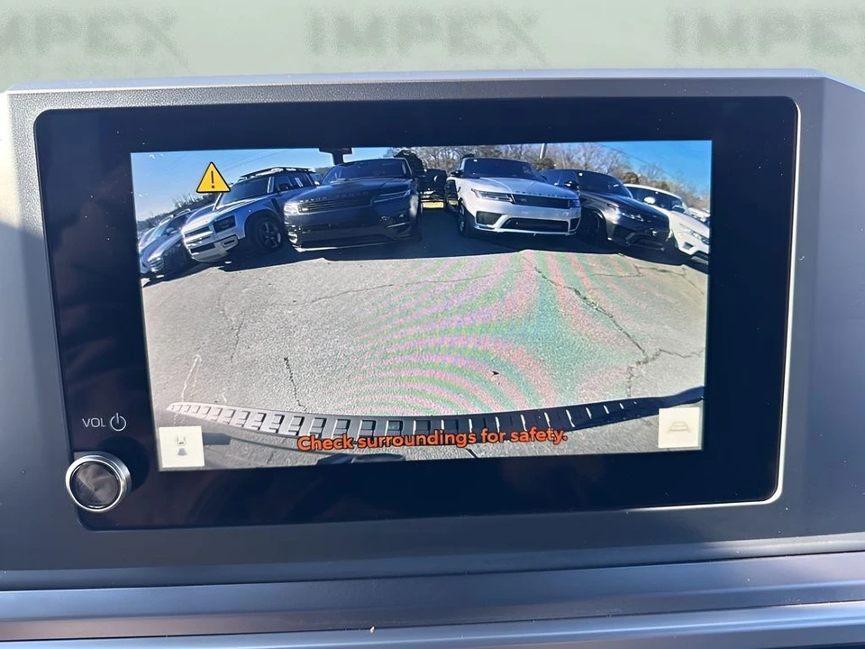 2025 Toyota 4Runner 6th Gen - Image 18 of 21