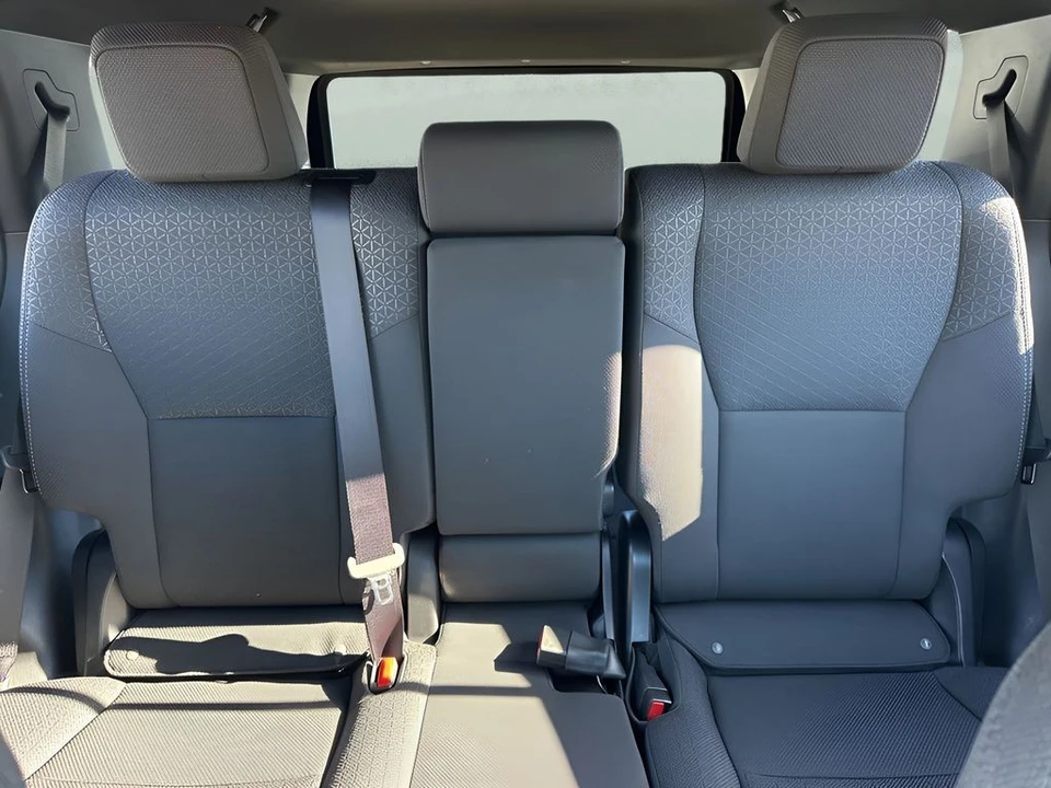 2025 Toyota 4Runner 6th Gen - Image 10 of 21