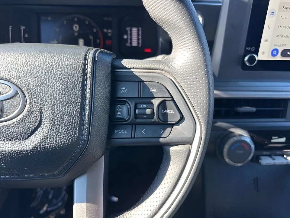 2025 Toyota 4Runner 6th Gen - Image 14 of 21