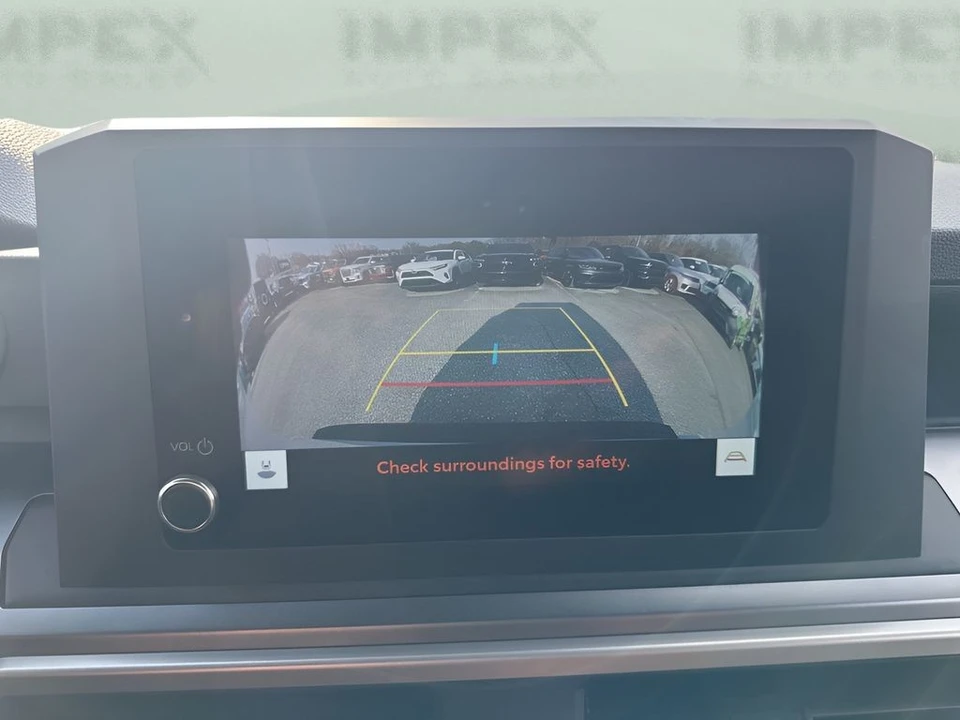 2025 Toyota 4Runner 6th Gen - Image 18 of 21