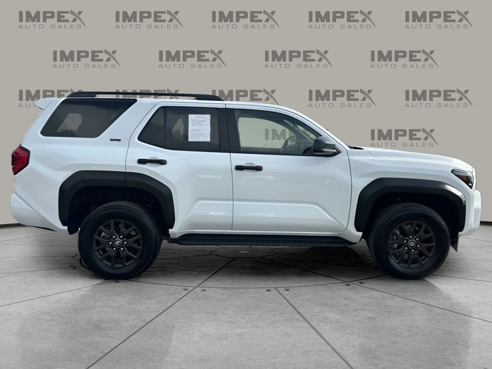 2025 Toyota 4Runner 6th Gen - Image 5 of 21
