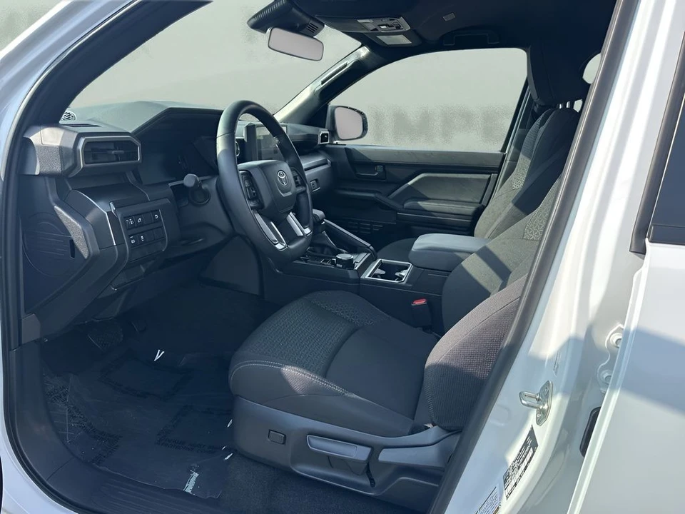 2025 Toyota 4Runner 6th Gen - Image 8 of 21