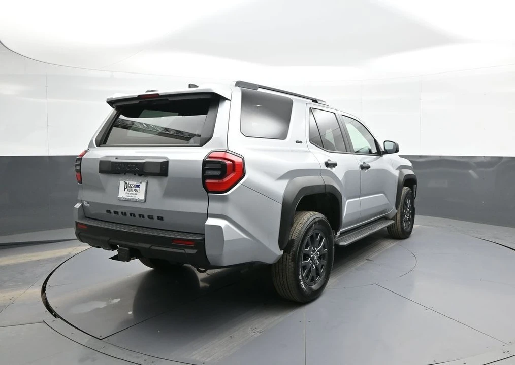 2025 Toyota 4Runner 6th Gen - Image 6 of 21