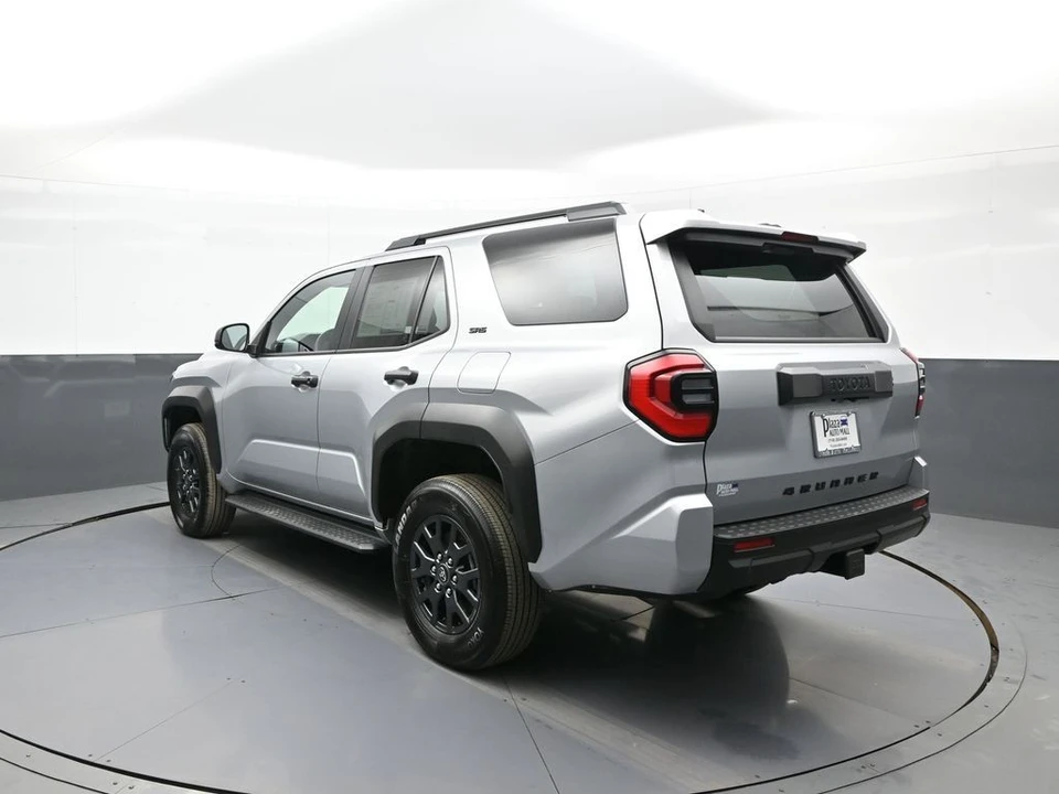 2025 Toyota 4Runner 6th Gen - Image 8 of 21