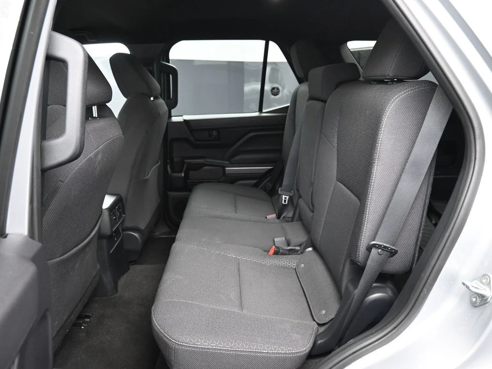 2025 Toyota 4Runner 6th Gen - Image 21 of 21