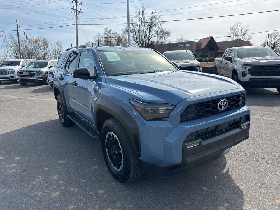2025 Toyota 4Runner 6th Gen - Image 7 of 21