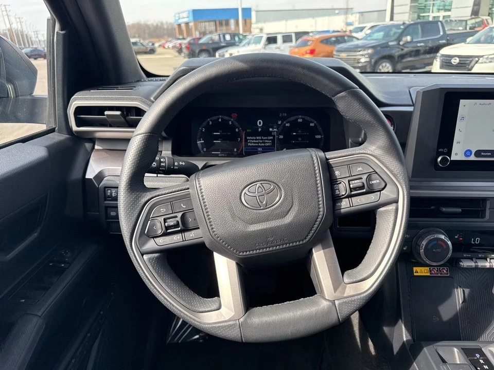 2025 Toyota 4Runner 6th Gen - Image 13 of 21