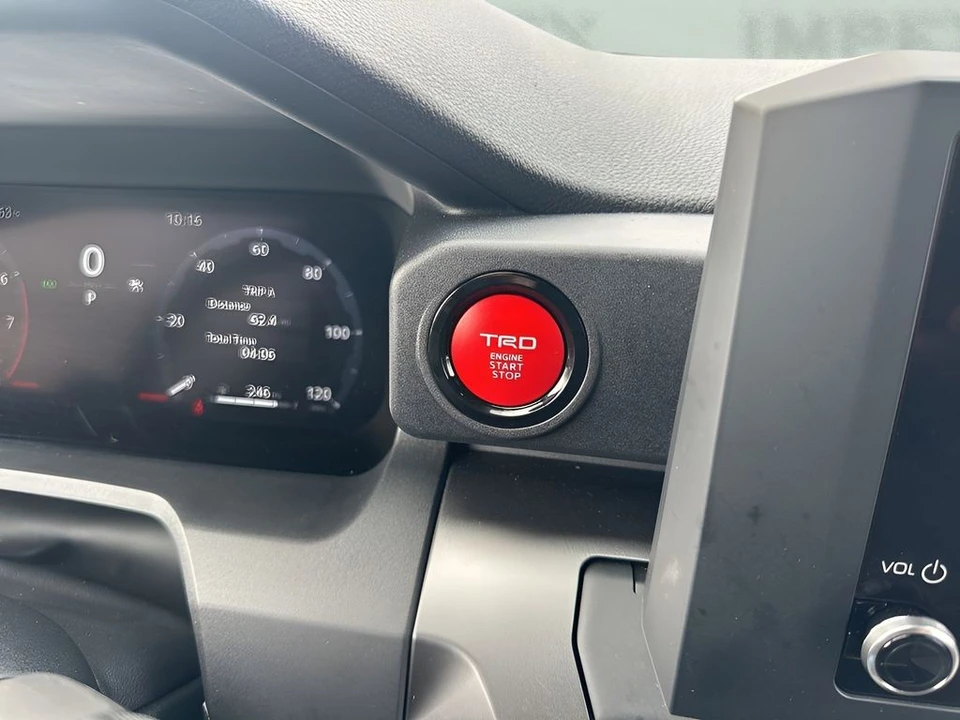 2025 Toyota 4Runner 6th Gen - Image 21 of 21