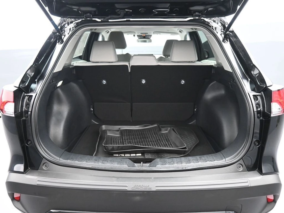2025 Toyota Corolla Cross - Image 21 of 21
