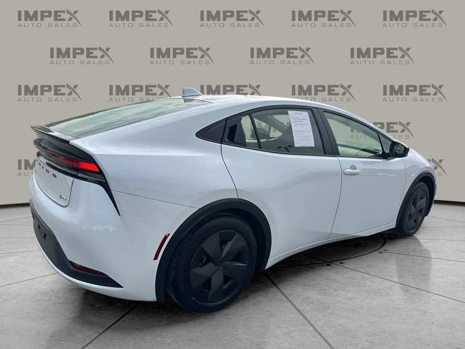 2025 Toyota Prius 5th Gen - Image 5 of 21