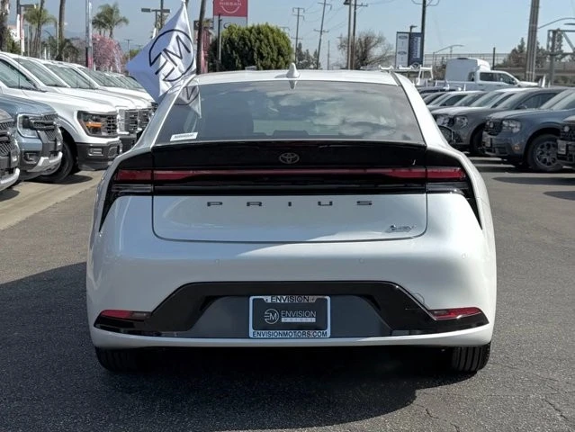 2025 Toyota Prius 4th Gen - Image 7 of 21