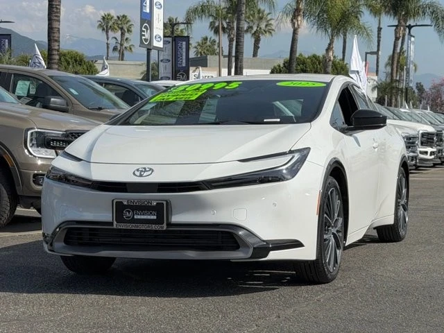 2025 Toyota Prius 4th Gen - Image 4 of 21