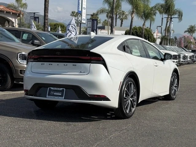 2025 Toyota Prius 4th Gen - Image 9 of 21