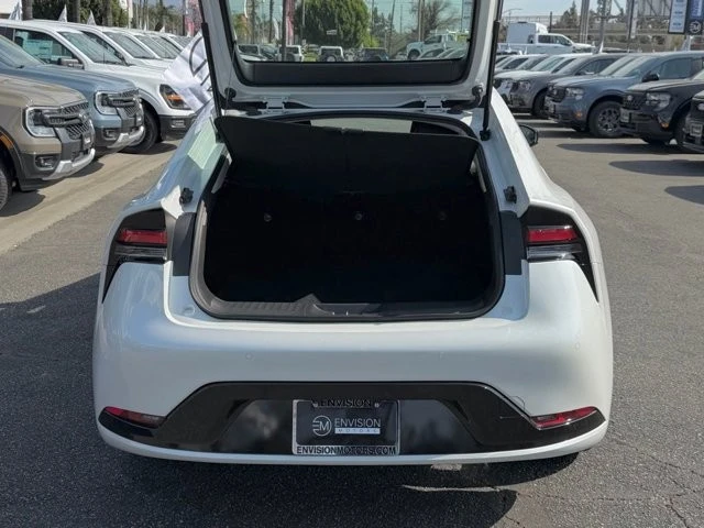 2025 Toyota Prius 4th Gen - Image 11 of 21