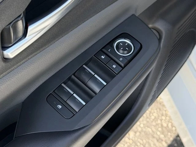 2025 Toyota Prius 4th Gen - Image 15 of 21