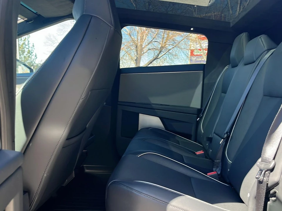 2025 Tesla Cybertruck - Image 16 of 21
